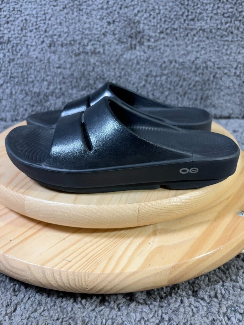 OOFOS OOahh Slide Sandals Womens Size 7 Black Slip On Comfort Recovery Shoe